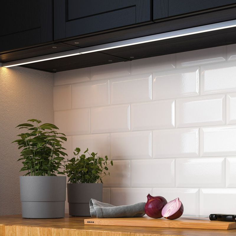 Cabinet light CCT